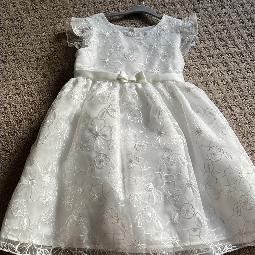 Elegant White Floral Kids Dress- Macy’s